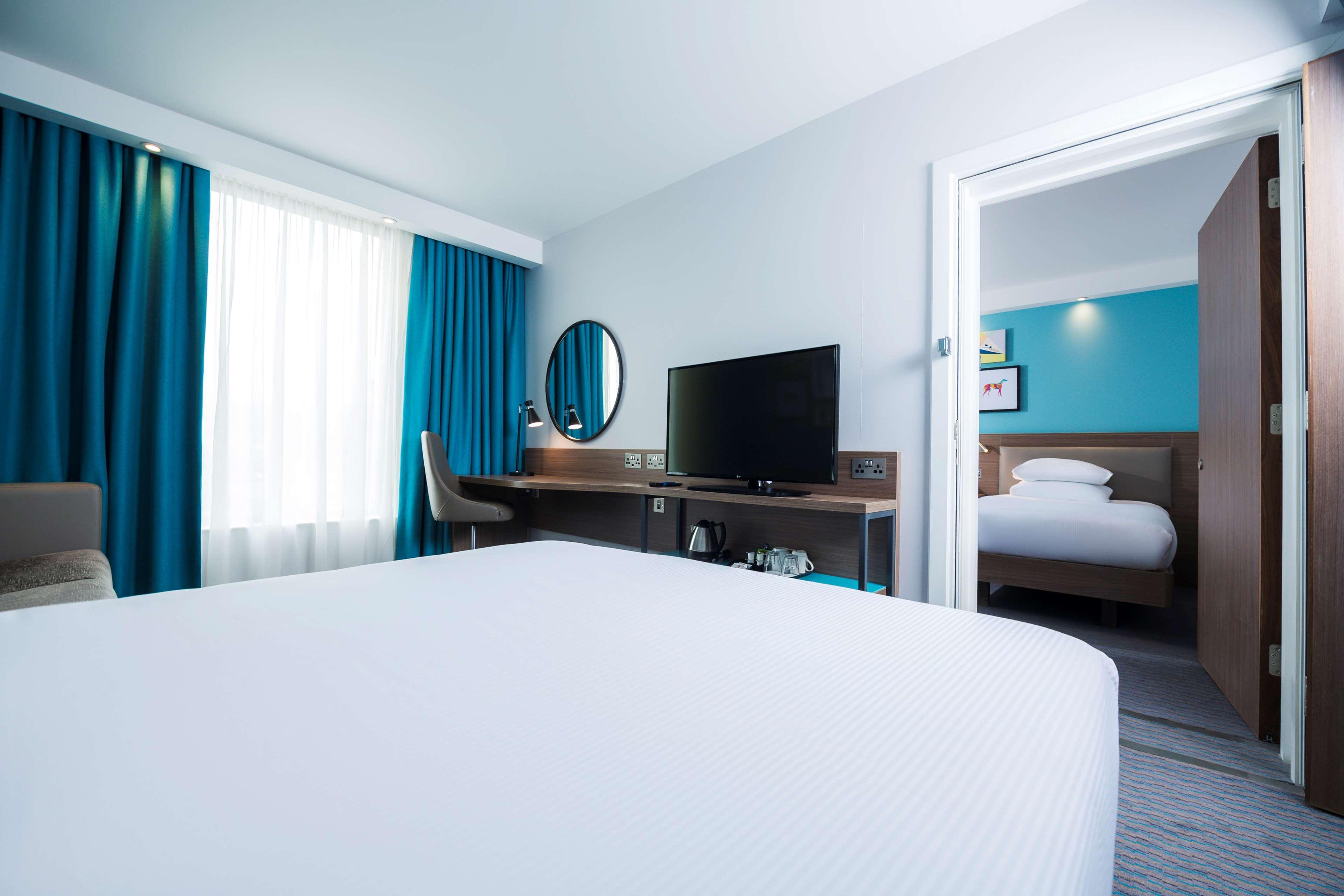 Hampton By Hilton Belfast City Centre Екстер'єр фото